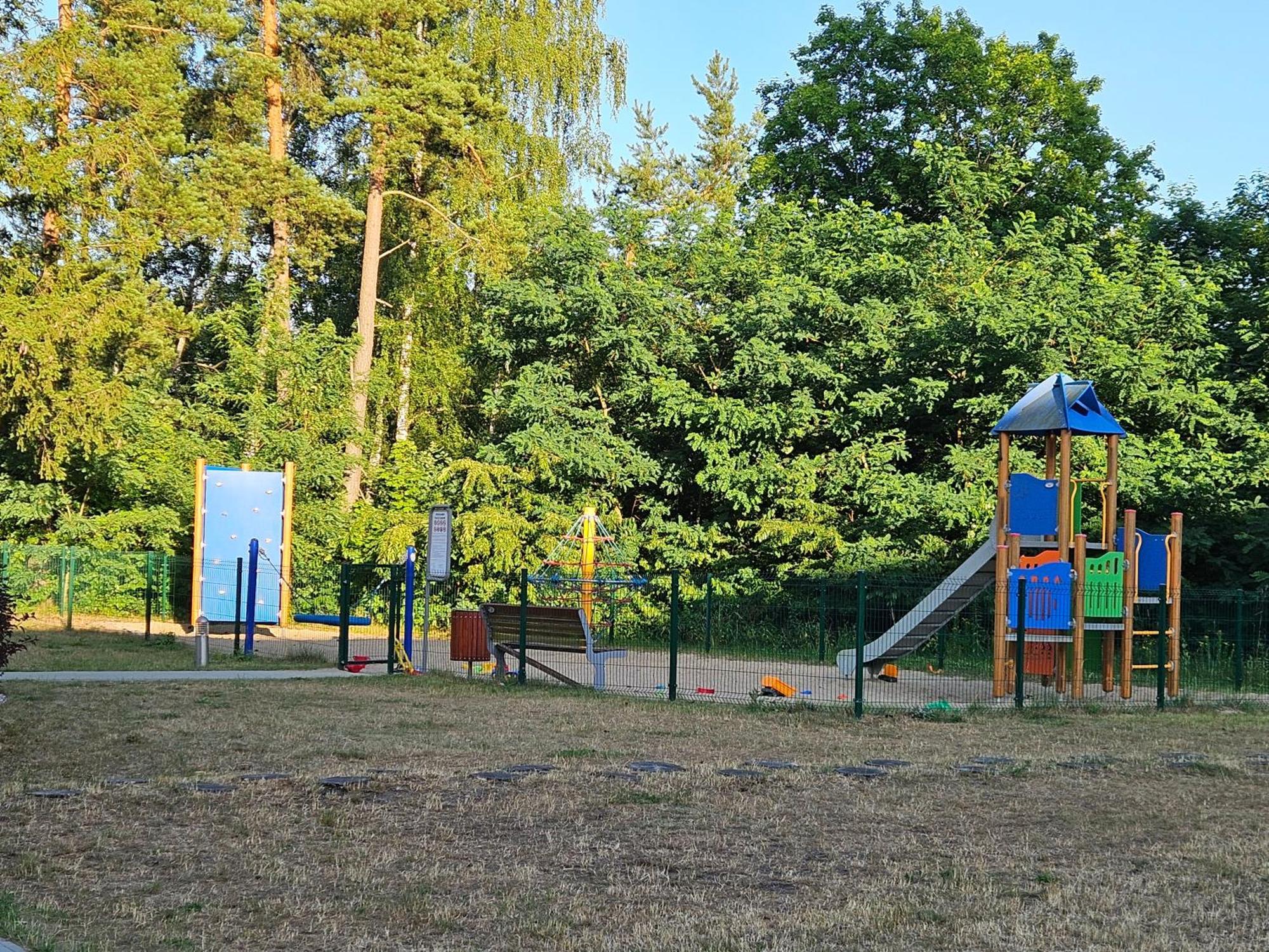 Apartamento Apartament Oaza Na Sterowcow Dywity Exterior foto
